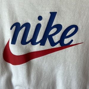 Women’s Nike T-Shirt
